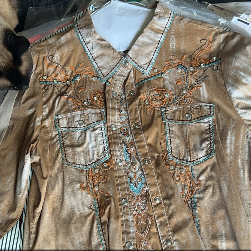 Roar Button Shirt